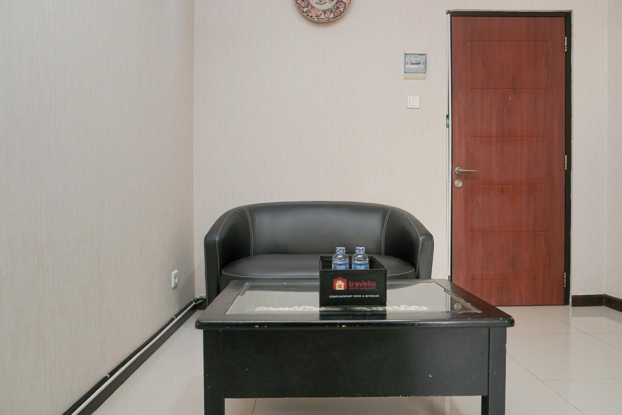 Apartemen Comfortable 2br At Kebagusan By Travelio Jakarta